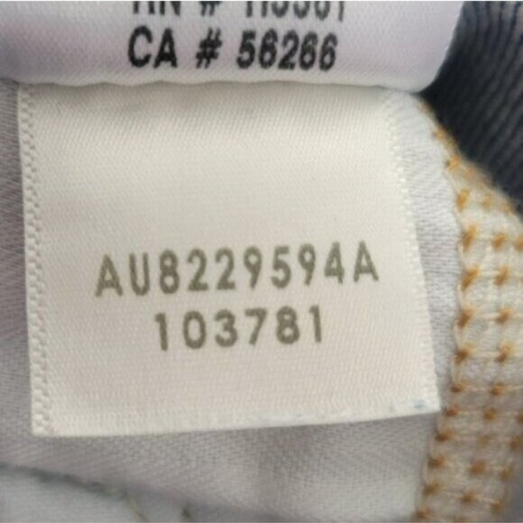 7 for all Mankind | Luxe Vintage The High Waist Ankle Skinny Light Wash Jeans - Picture 9 of 10